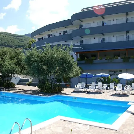 Hotel Blu Eden 3*