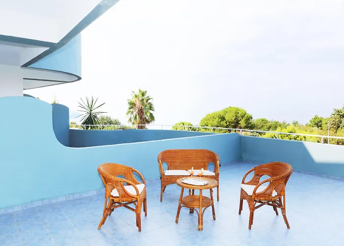 מלון Experience Hotel - Blueden - Calabria Oltre Il Mare 3*